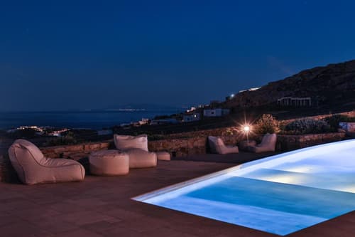 Niriides Homes & Villas, 