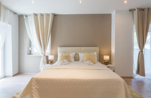 Rooms Sea & Sun with private parking, 