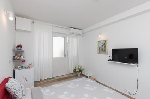 Apartment & Rooms Primi with FREE PARKING