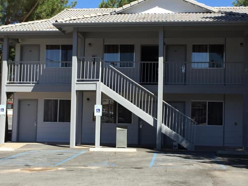 Exchange Club Motel, 