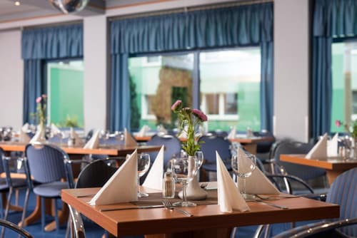 Good Morning + Berlin City East, 