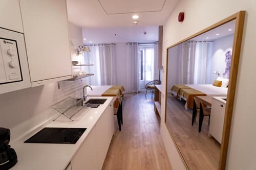 Plaza Mayor Suites & Apartments
