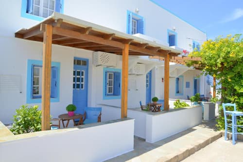 Jimmy's Studios - Quiet Island Living in Plakes near Firopotamos & Plathiena Beaches