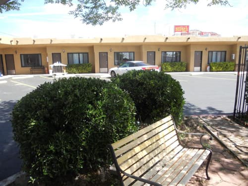 Redrock Country Inn