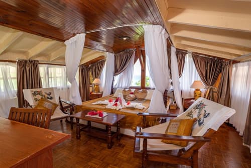 Carana Hilltop Villa Seychelles, 