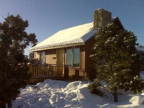 Stone Canyon Inn