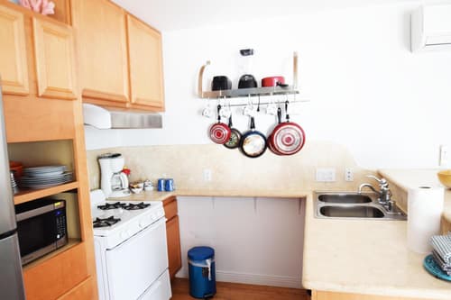 Malibu Private Beach Apartments, 