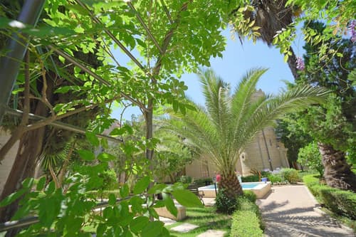 Sergei Palace Hotel, 