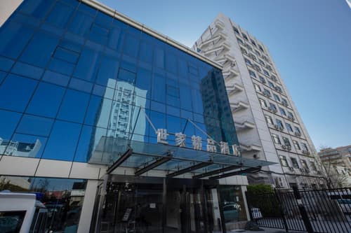 Beijing Saga Hotel