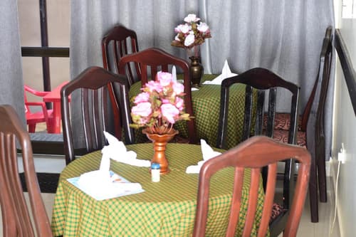 Kilimanjaro White House Hotel, 