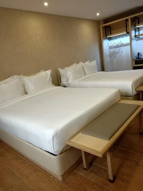 La Maison Royale South C, 