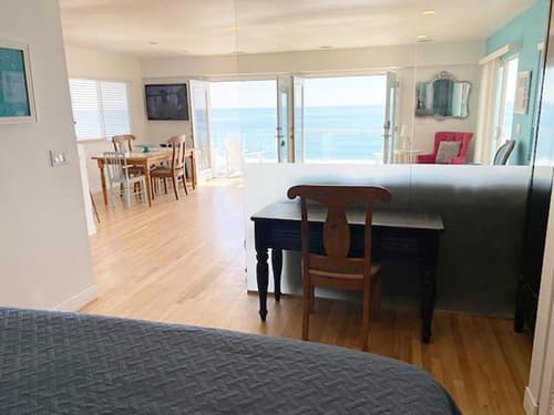 Malibu Private Beach Apartments, 