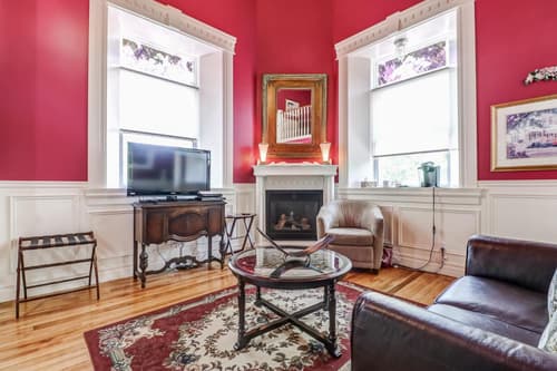 School House Bed and Breakfast C.1859, 