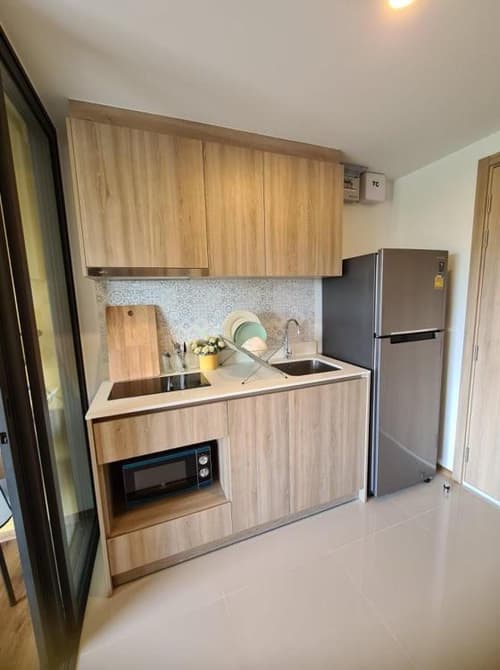 Huahin mountain view room near the beach, 