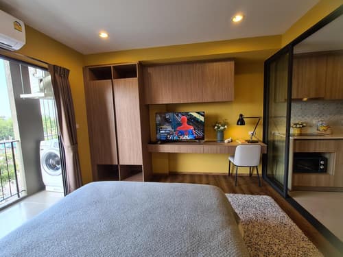 Huahin mountain view room near the beach, 