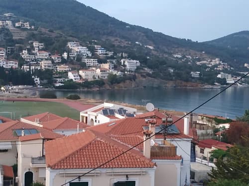 Elthimia's apartment, 