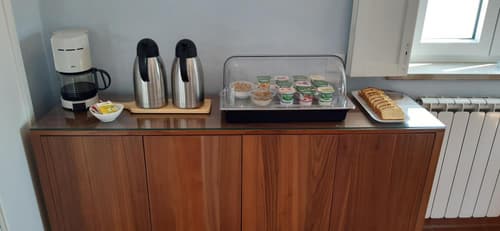 ApraHouseLoule Guesthouse