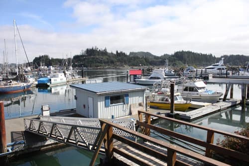 Quarterdeck Inn Port Hardy