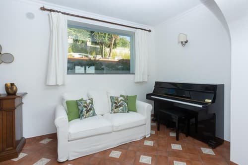 Villa Aurora Pool & Fitness, 