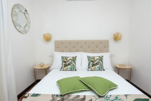 Villa Aurora Pool & Fitness, 