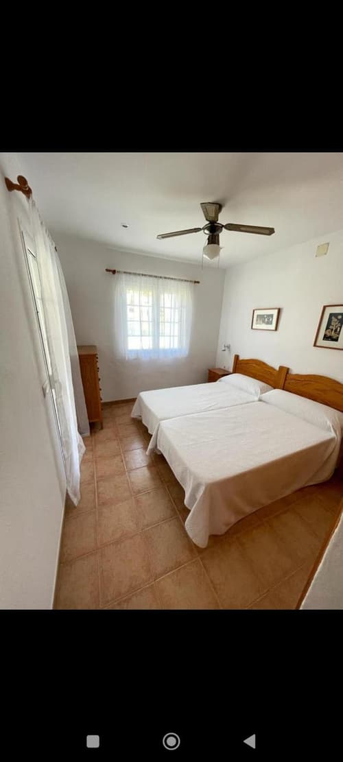 Bonito apartamento con terrazas y aparcamiento.