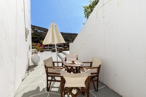 Rita Rooms Sifnos, 