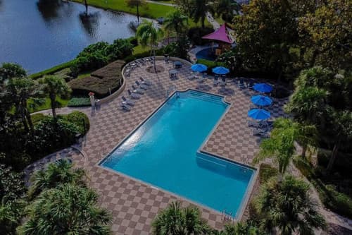 Welcome to Villa Azul, your home away from home!