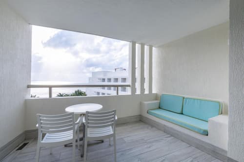 Izla Hotel by Fiesta Americana Isla Mujeres