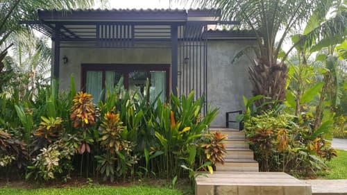 Palm Pran Resort