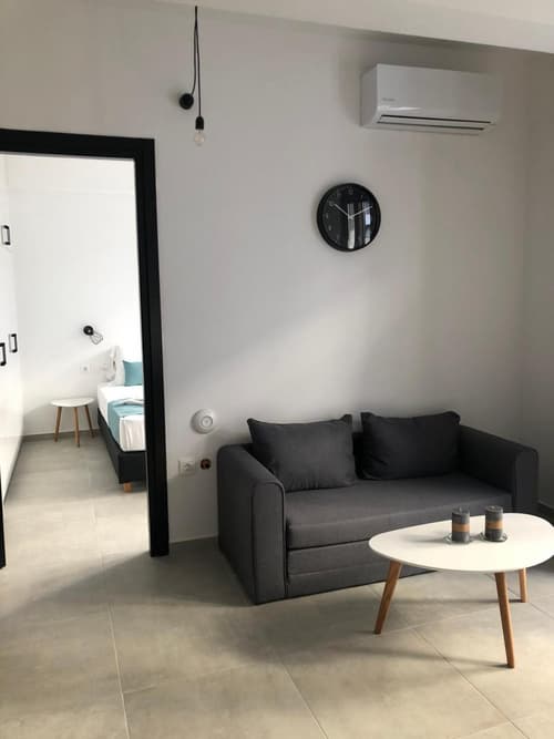 Evita's Luxury Apartments, 