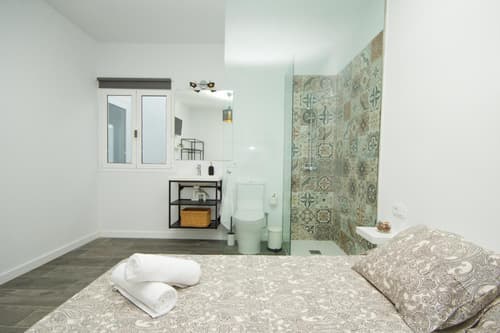 Los Alonsos - Open Mall - By AZ Rentals