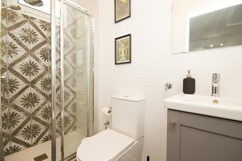 Los Alonsos - Open Mall - By AZ Rentals