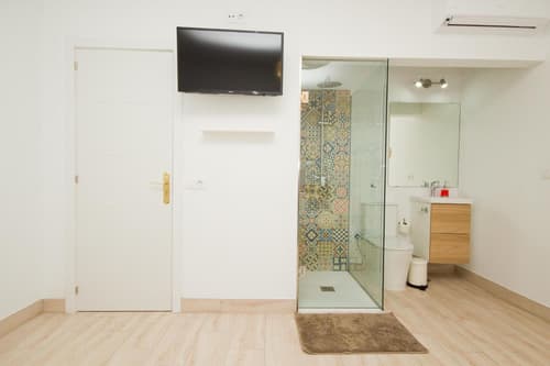 Los Alonsos - Open Mall - By AZ Rentals