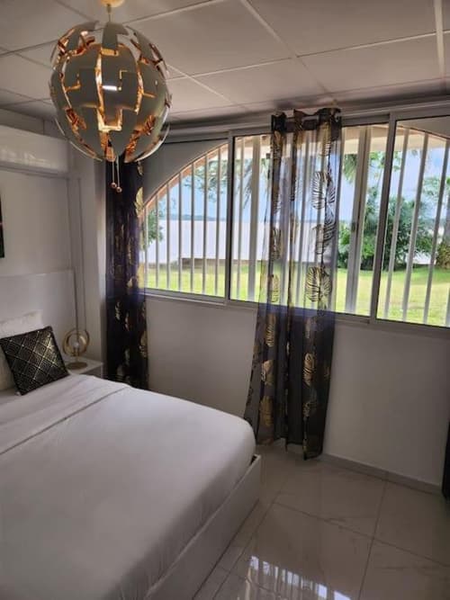 Hello-Guyane, Marina 5, Studio Prestige 5 étoiles