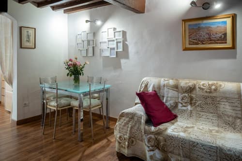 Monica appartamento con giardino al Ponte Vecchio, 