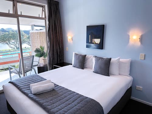 Haruru Falls Retreat