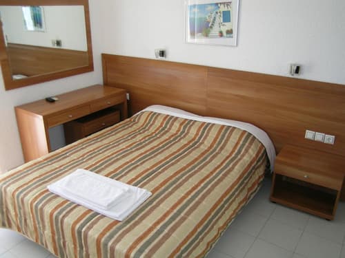 Kamares Apartments ΕΕ