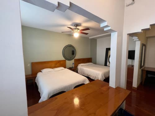 Sherbrooke All Suites Hotel, 