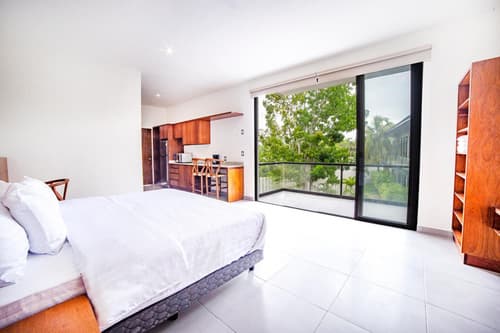 Deluxe Apartments Azure