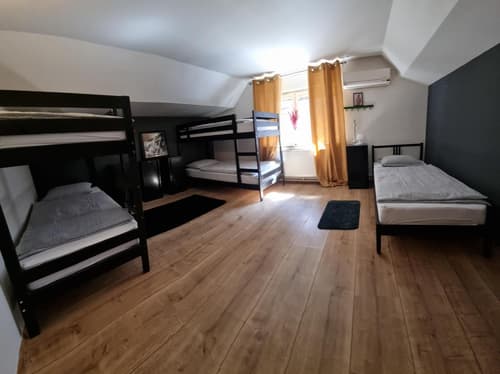 Sax Pub Hostel Ljubljana