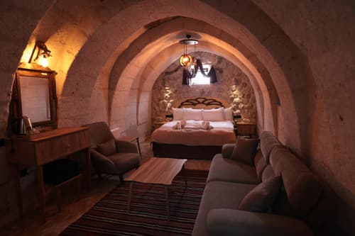 Stone Owl Otel & Restaurant