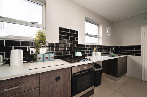 Admirals Lodge Guest House and Brightways self catering apartments, 