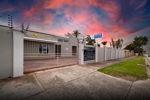 Admirals Lodge Guest House and Brightways self catering apartments, 