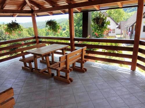 Apartments Poljanak Green House, 