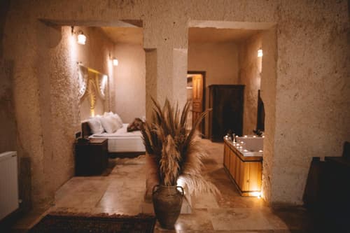Çavuşin Cave House-Cappadocia