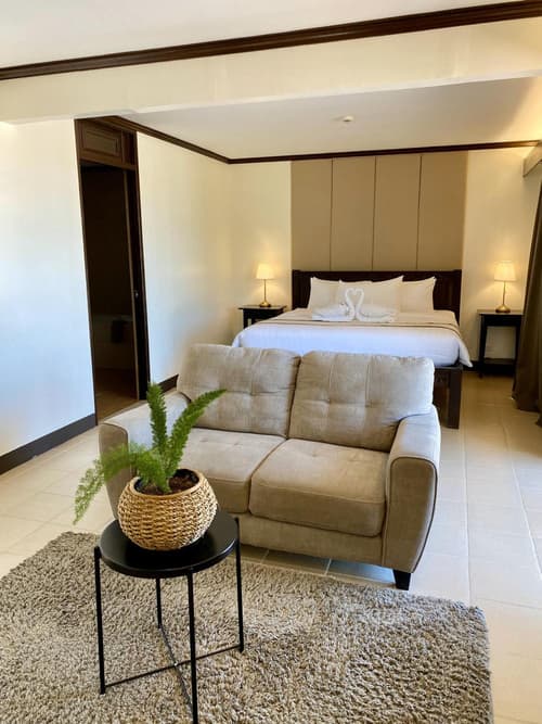 Plaza Del Norte Hotel and Convention Center, 