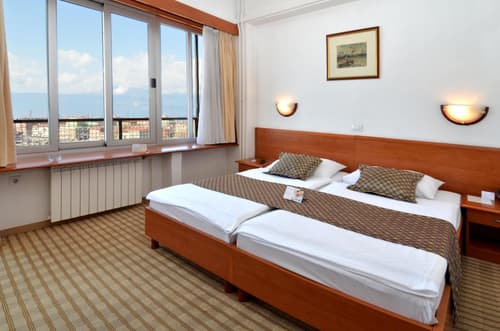 Hotel Neboder