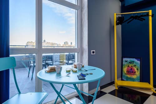 D'amelios Suite 2.0, 