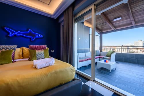 D'amelios Suite 2.0, 