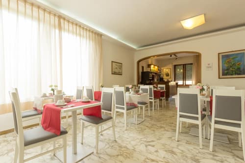 Hotel Roma, 
